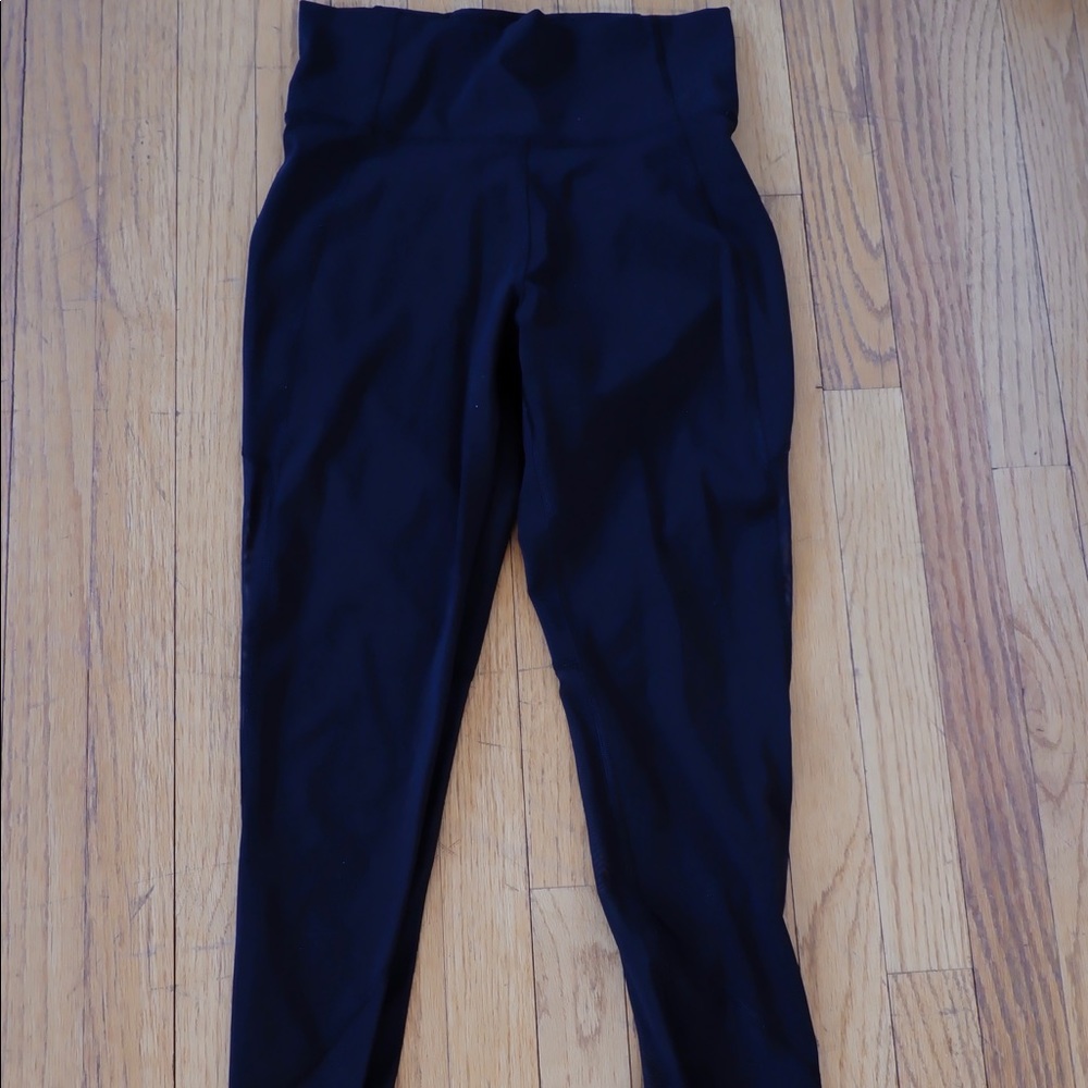Lululemon mesh side leggings